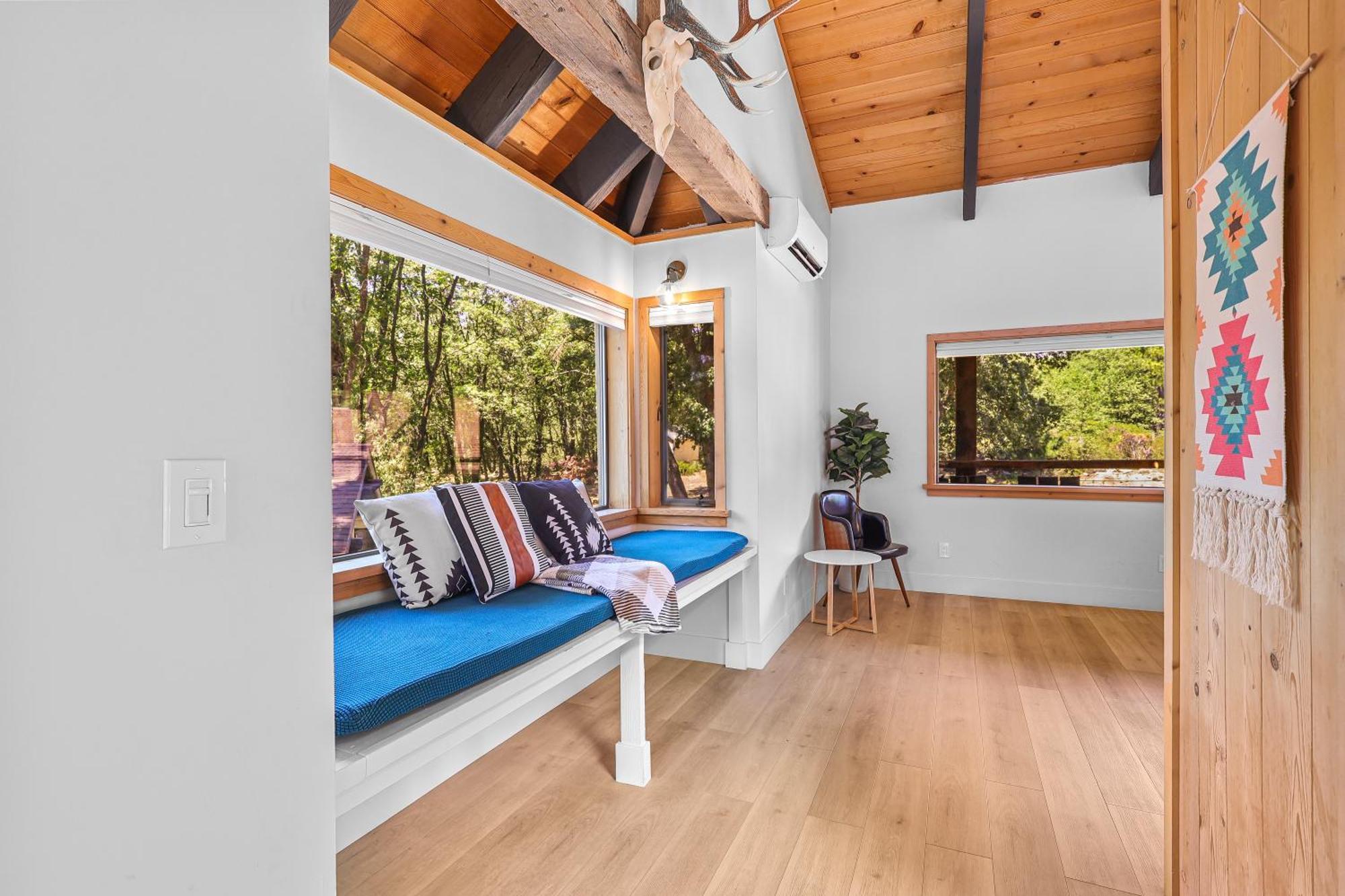 Basecamp Lodge Mount Shasta Exterior foto